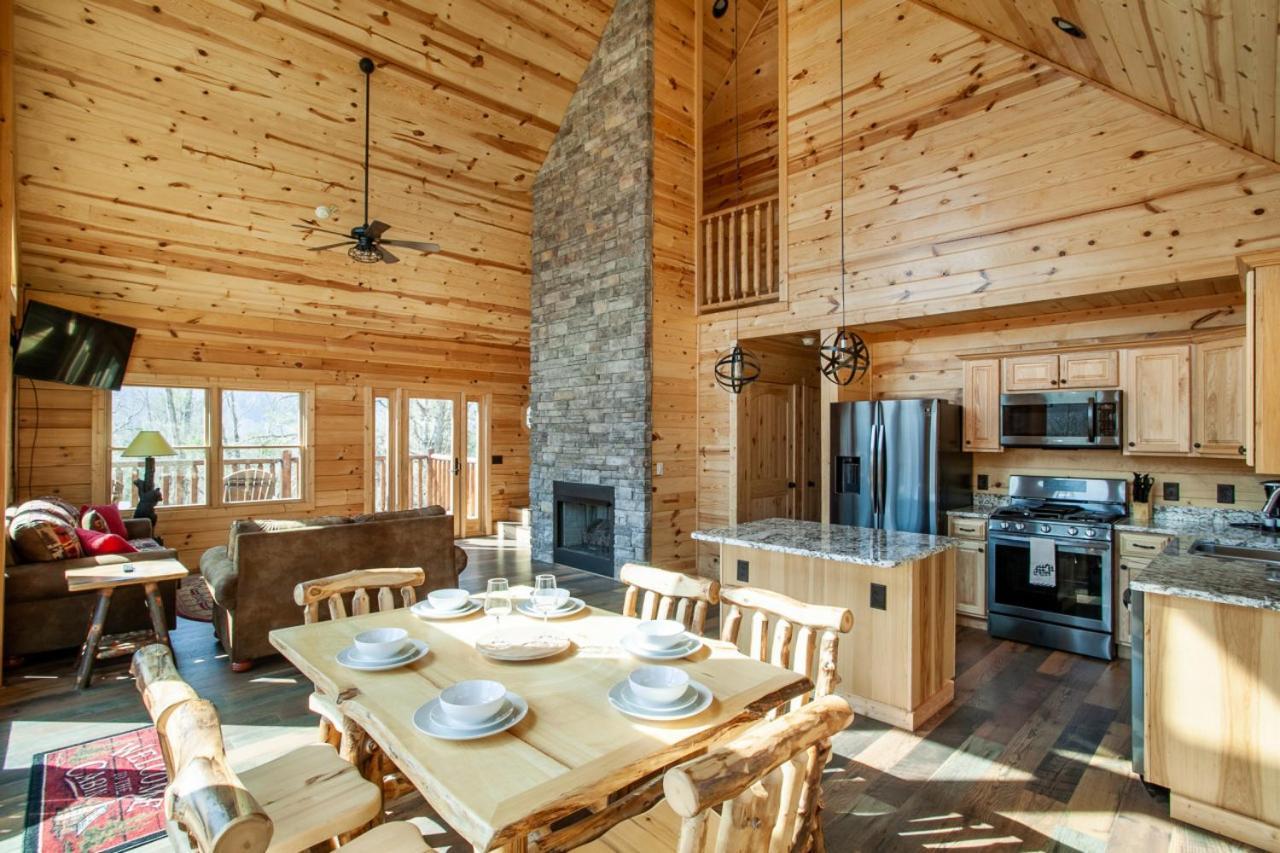 Mystic Mountain Cabin View Grill Fire Pit Gatlinburg Exterior foto