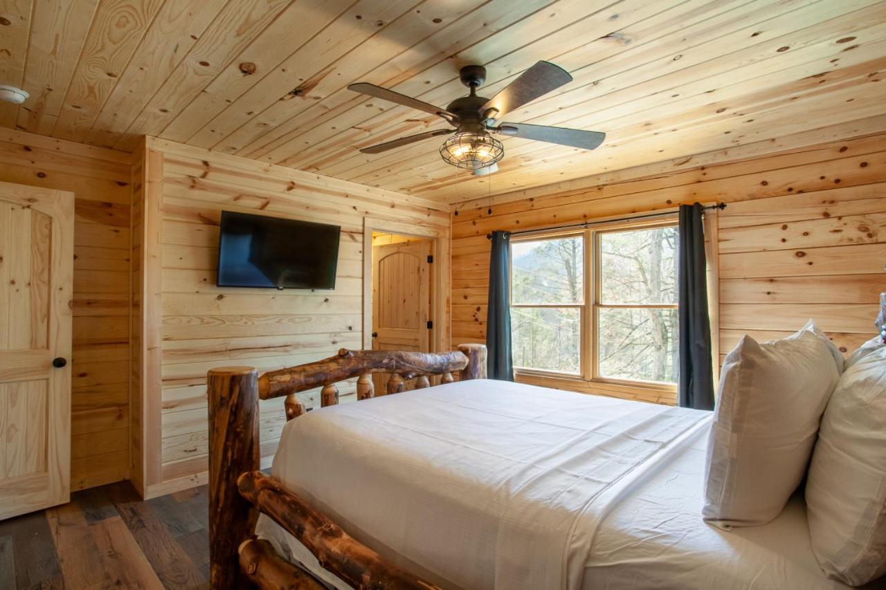 Mystic Mountain Cabin View Grill Fire Pit Gatlinburg Exterior foto